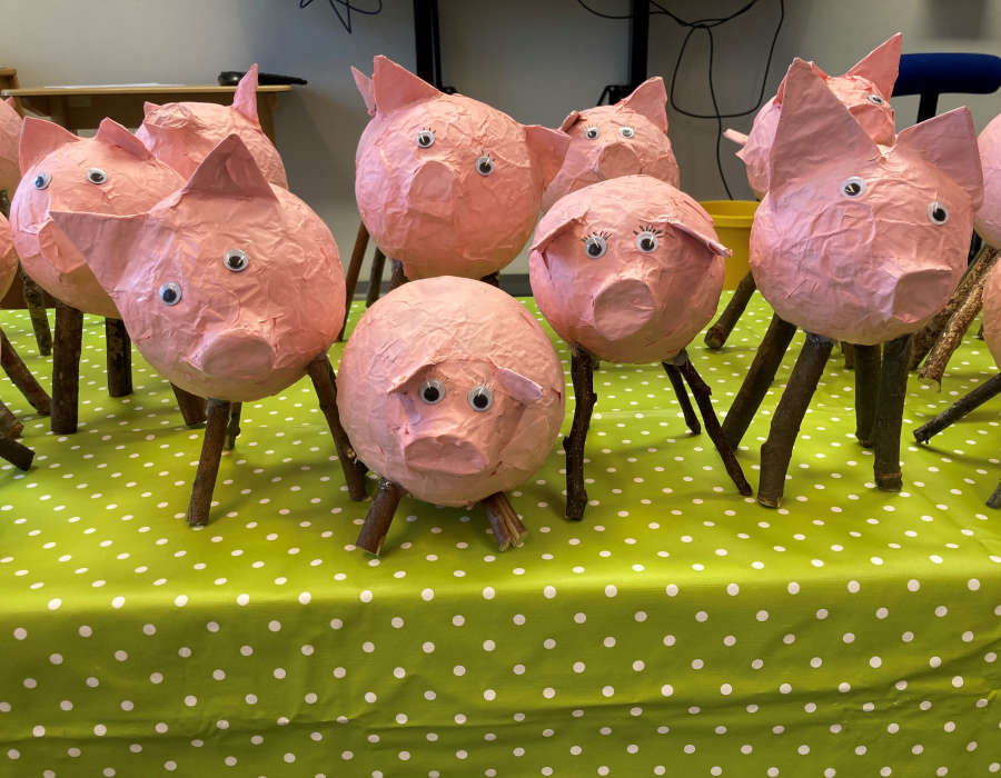 Glücksschweine aus Klasse 4